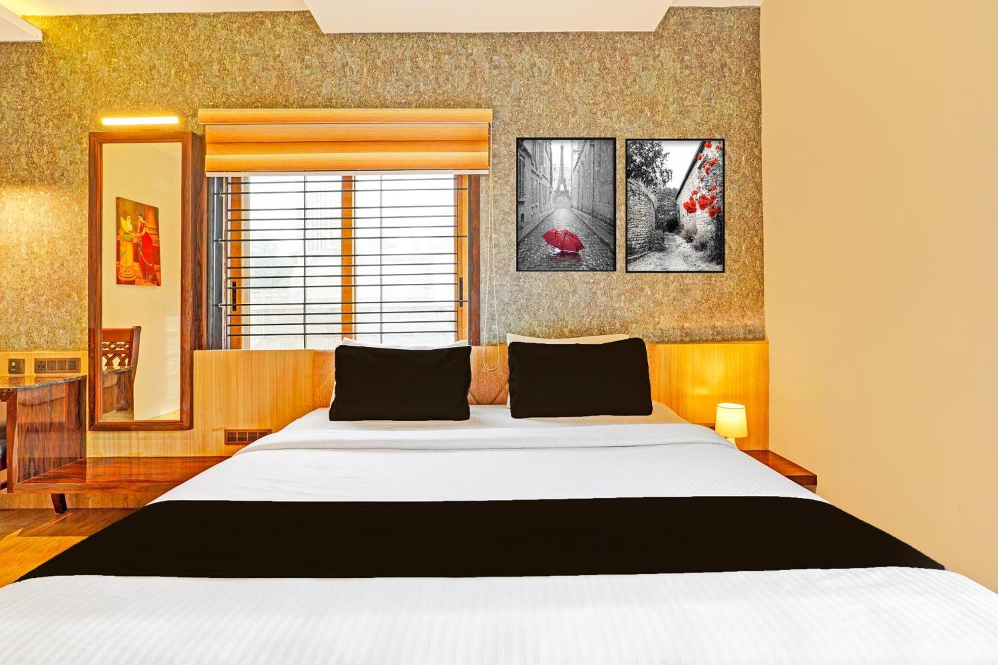 Super Townhouse Indiranagar Hotel บังกาลอร์ ภายนอก รูปภาพ